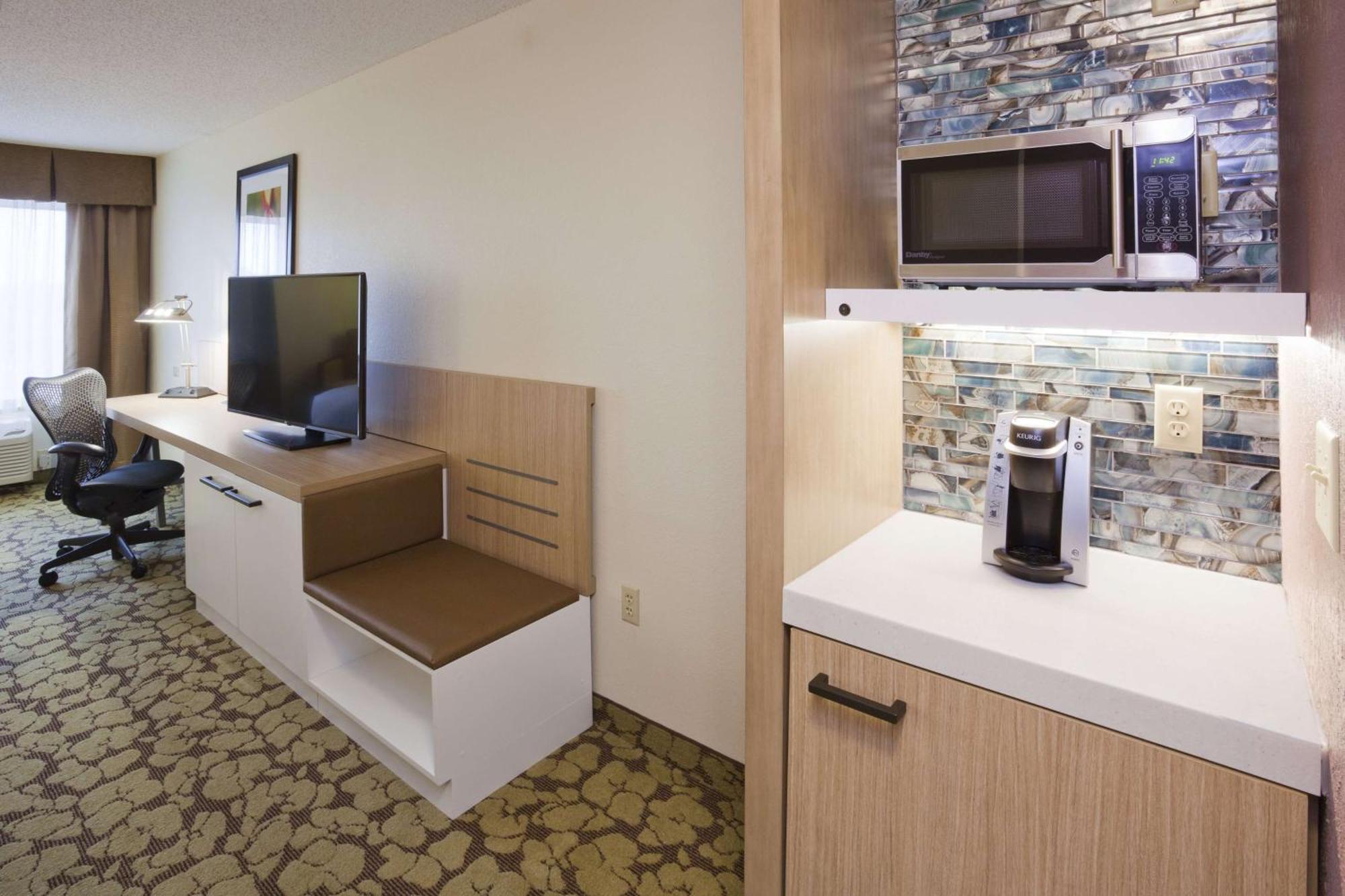 Hilton Garden Inn Minneapolis Ийгън Екстериор снимка