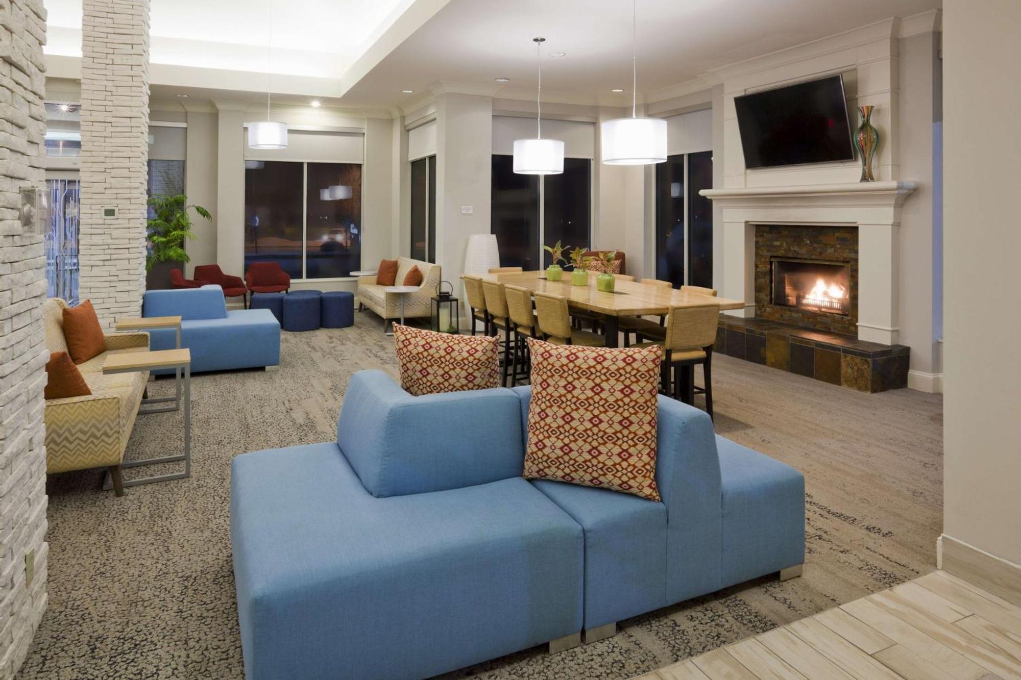 Hilton Garden Inn Minneapolis Ийгън Екстериор снимка