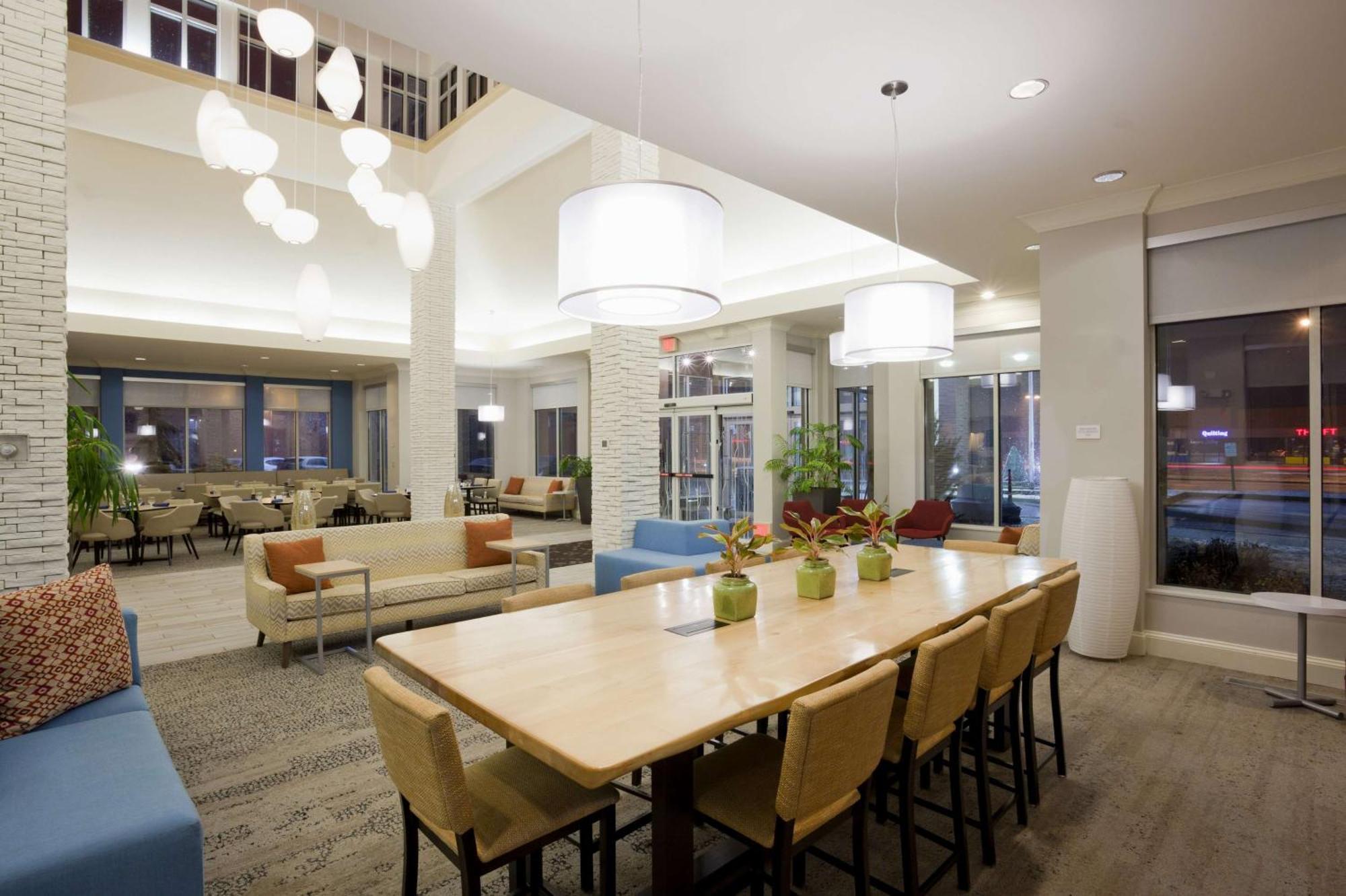 Hilton Garden Inn Minneapolis Ийгън Екстериор снимка