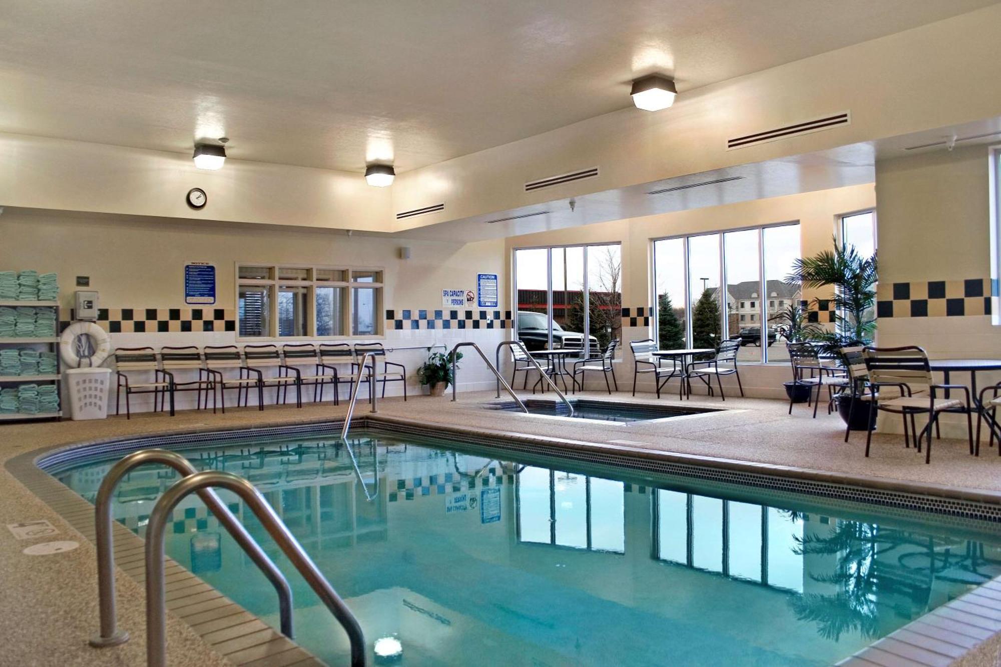 Hilton Garden Inn Minneapolis Ийгън Екстериор снимка