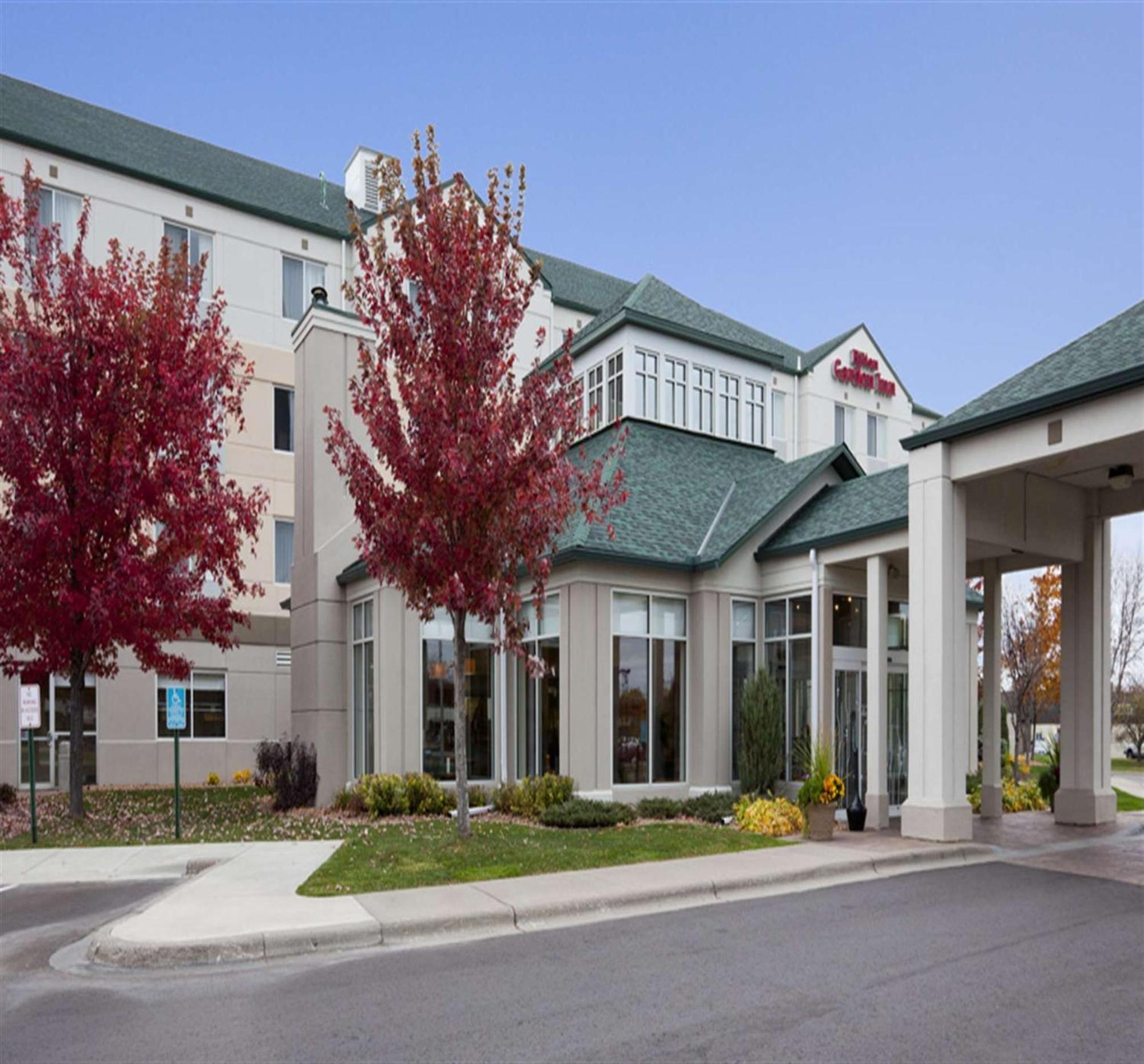 Hilton Garden Inn Minneapolis Ийгън Екстериор снимка