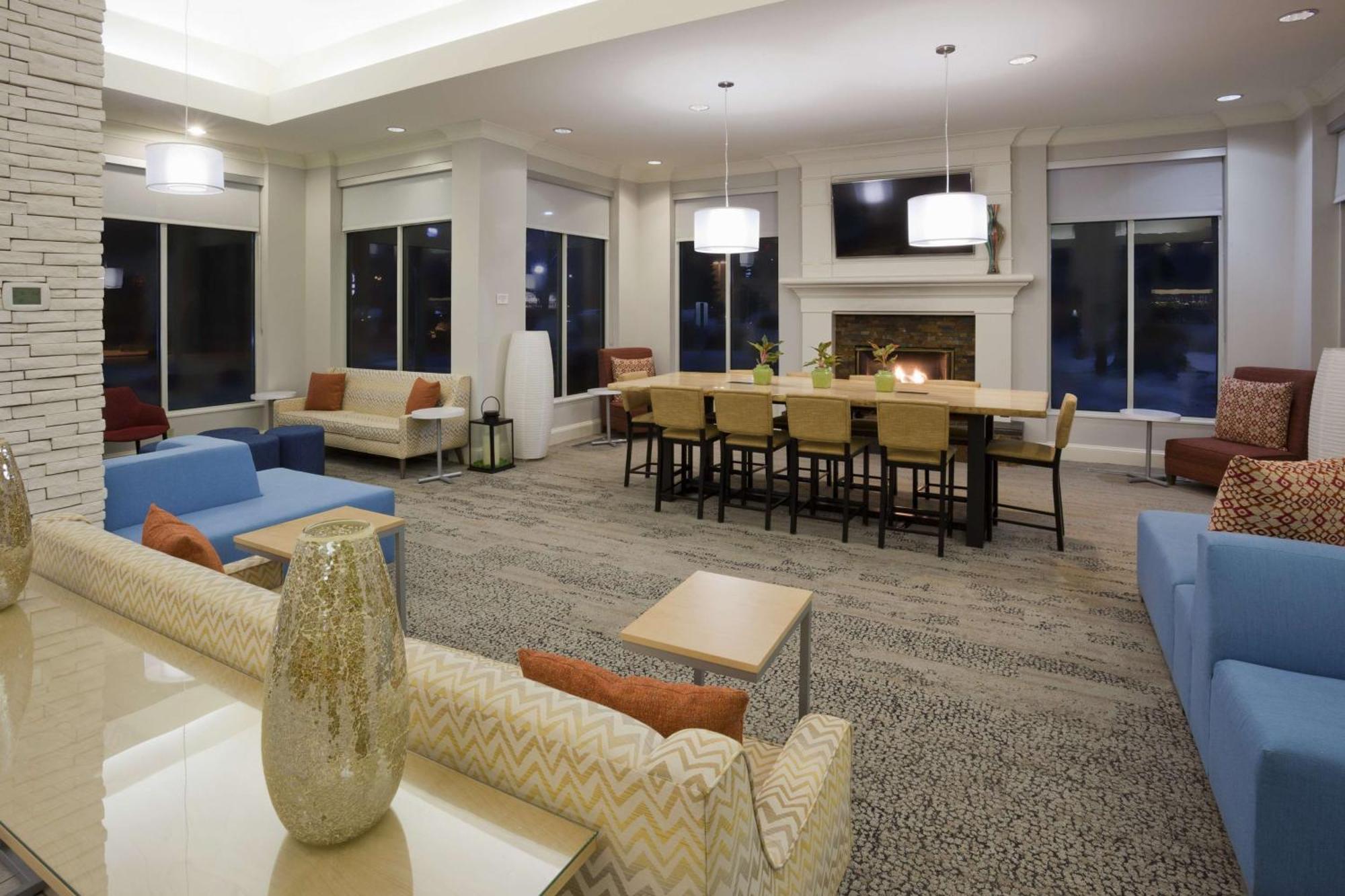 Hilton Garden Inn Minneapolis Ийгън Екстериор снимка