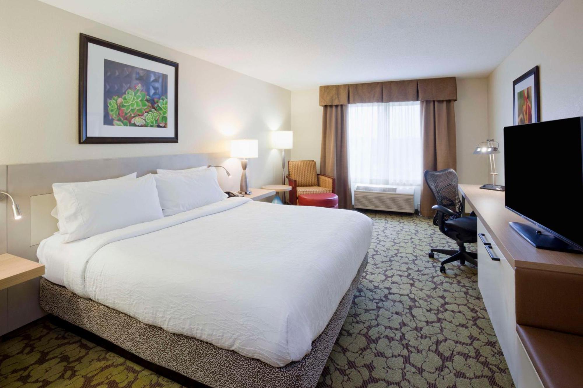 Hilton Garden Inn Minneapolis Ийгън Екстериор снимка